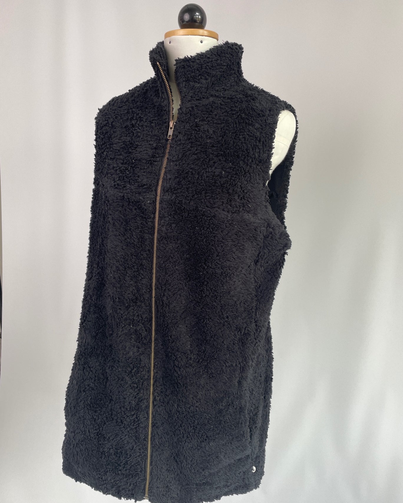 Wihelm | Weste | Plüsch schwarz | Größe M +10cm ohne Gummi | Second Love