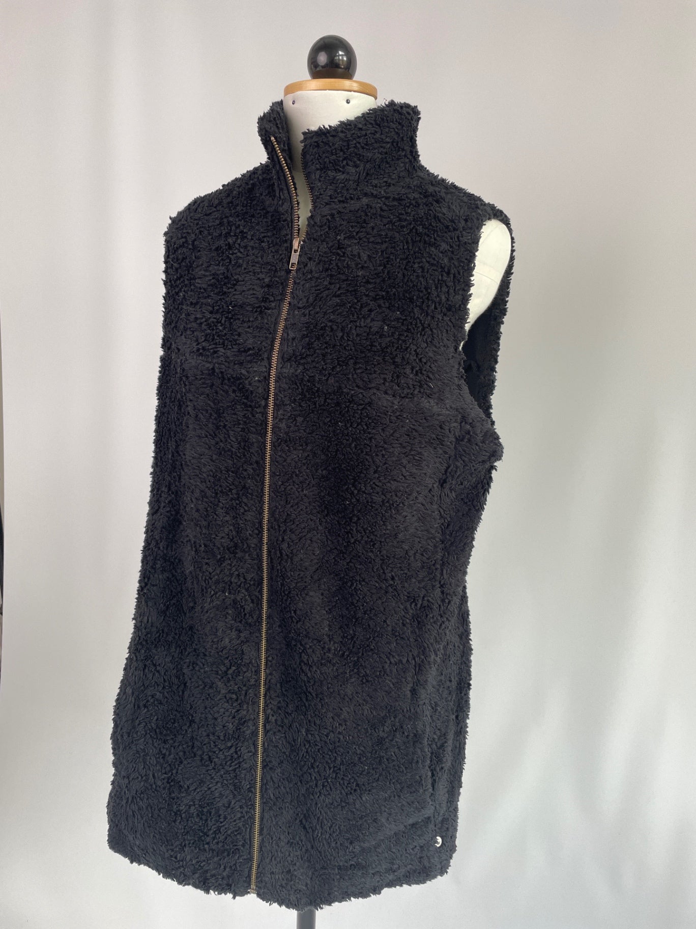 Wihelm | Weste | Plüsch schwarz | Größe M +10cm ohne Gummi | Second Love