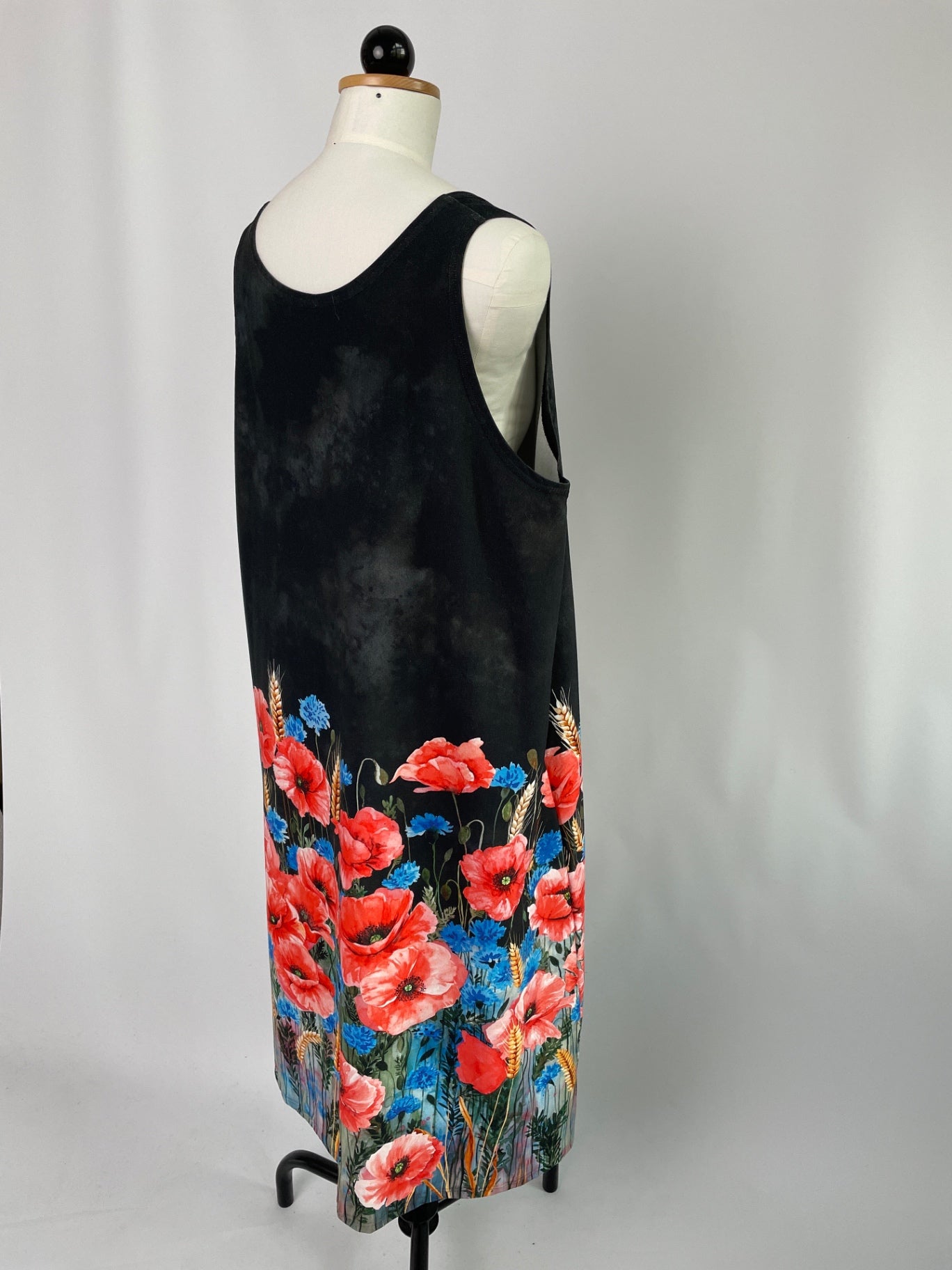 Adam | ohne Ärmel | Mohnfeld | 4XL +15cm | Second Love