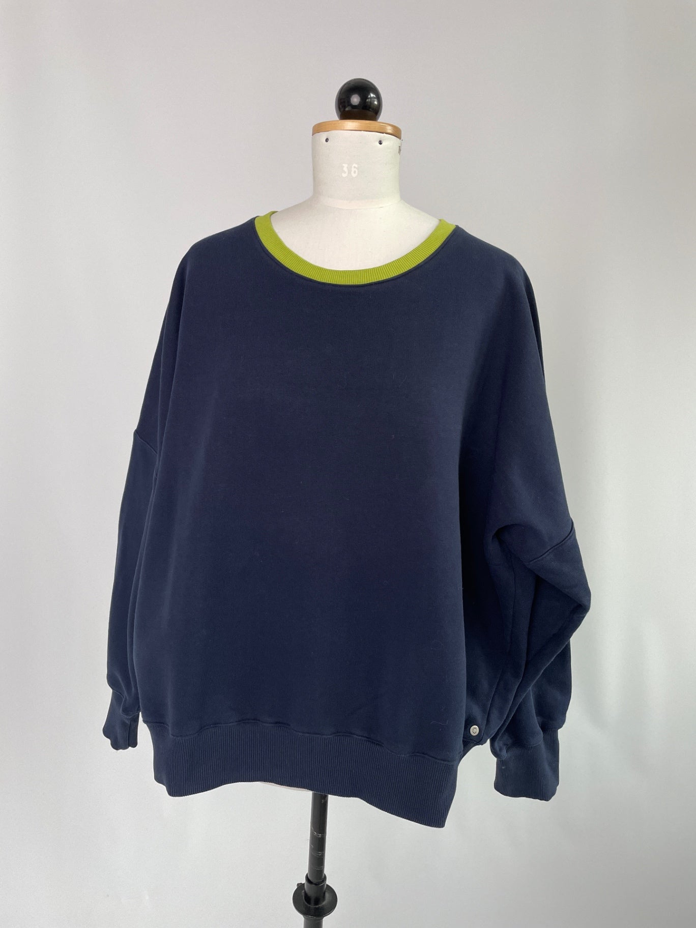 Sophie | Colorblocking-Sweater | dunkelblau/limette | Größe XXXL | Second love