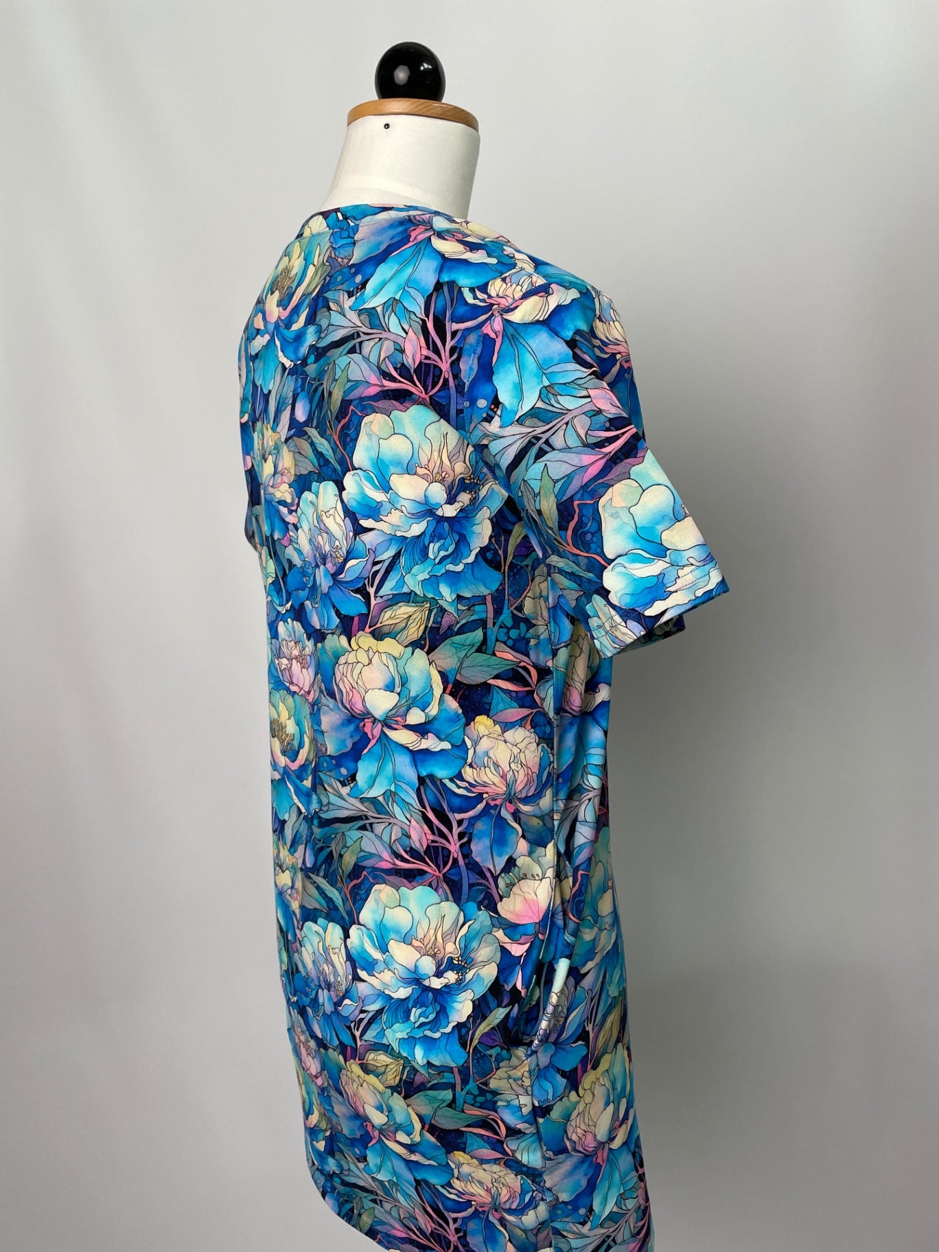 Tilda | T-Shirt Kleid | Pfingstrosen | Größe XS mit Taschen | Second Love