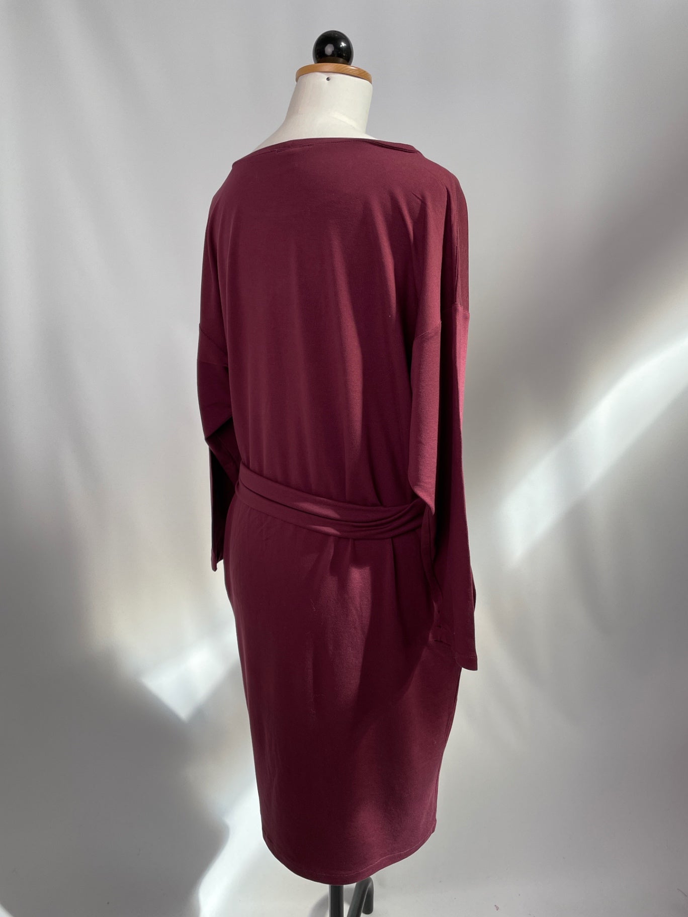 Langärmliges Sweatshirtkleid | Tencelsweat marone | Größe M mit Taschen