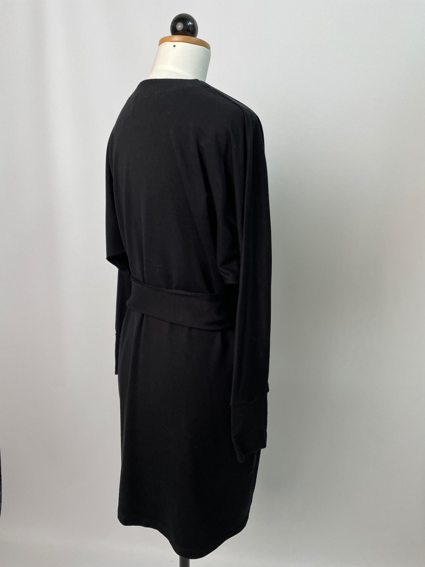 Kumi | langärmliges Kimonokleid | Tencelsweat schwarz | Größe XXS | Second Love