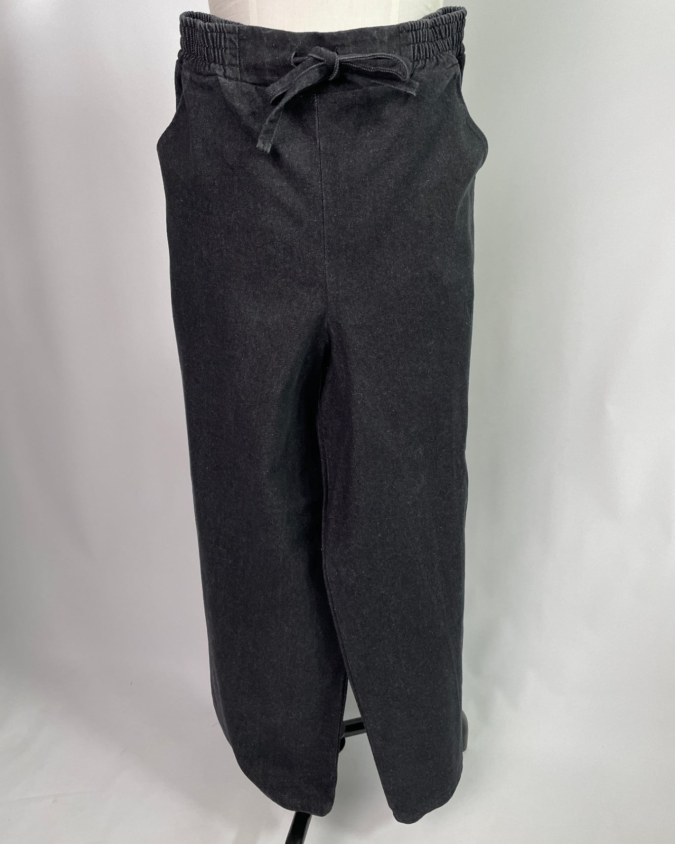 Holly | Hose mit Bindeband & weitem Bein | Jeans gewebt schwarz | Größe S | Second Love