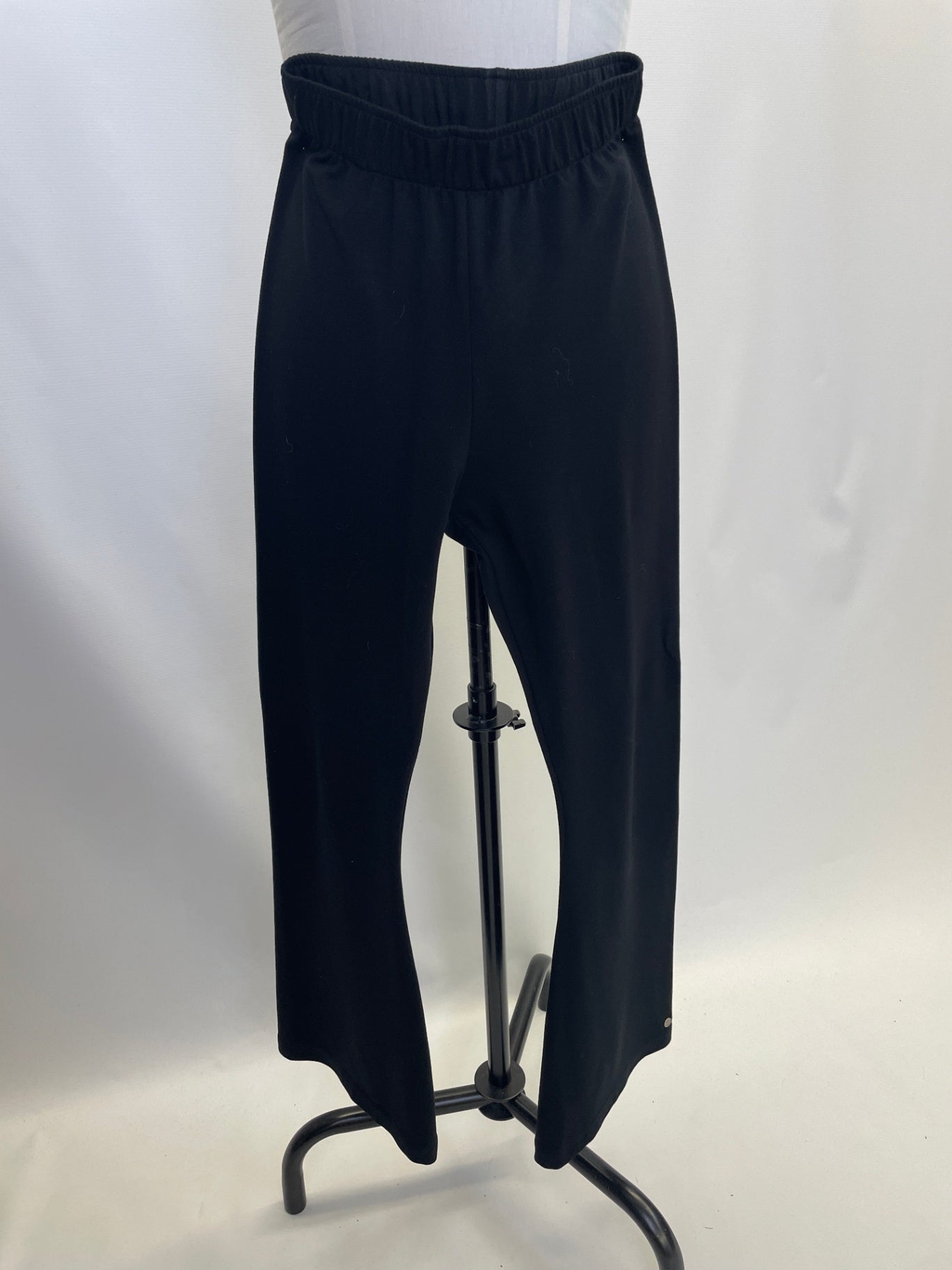 Stella | Schlagleggins mit Gummibund | Tencelsweat Farbe Schwarz | Größe: XXS | 7cm kürzer | Second Love