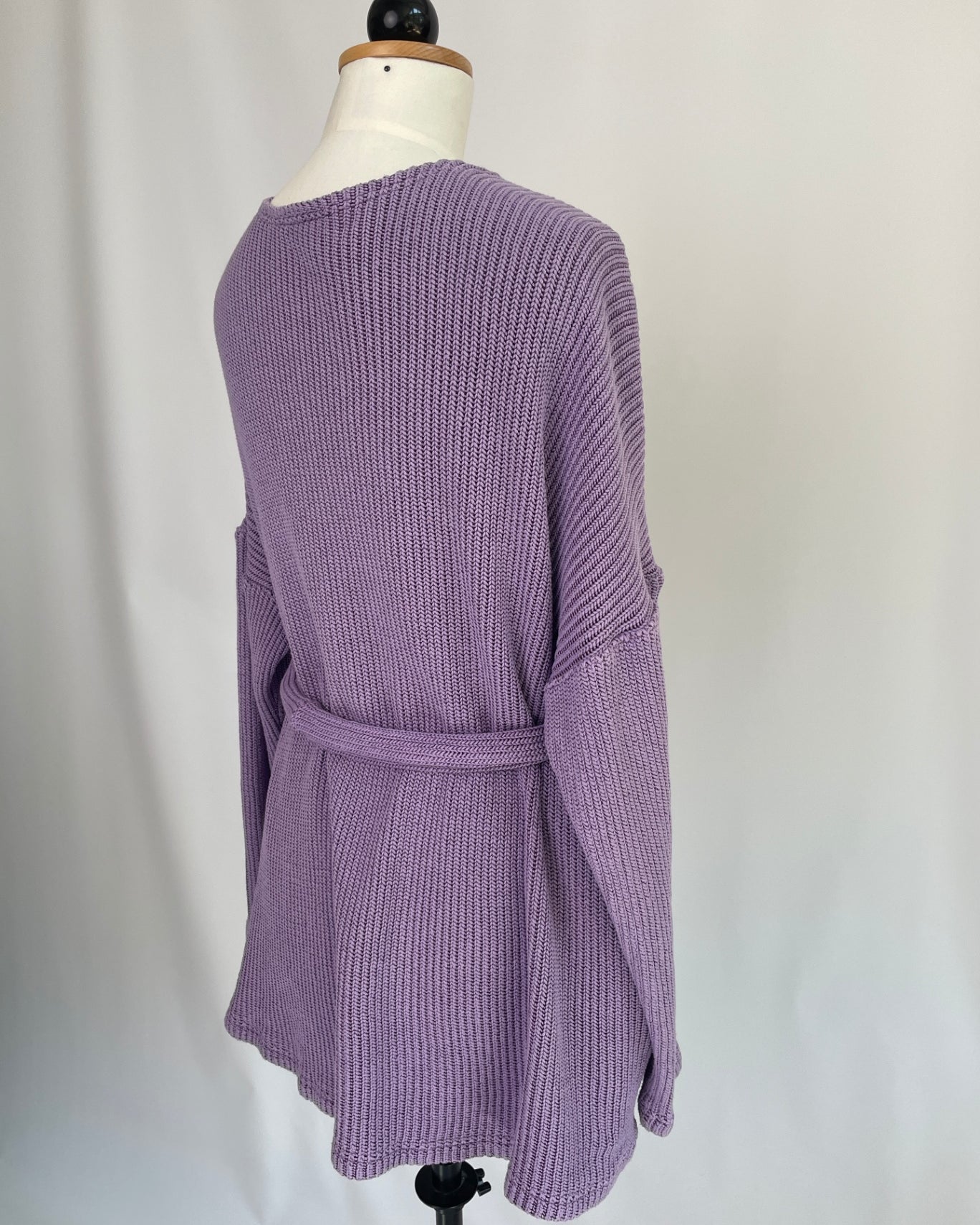 Cora | Langärmliger Cardigan | Bio-Baumwollstrick flieder | Größe: L | Second Love