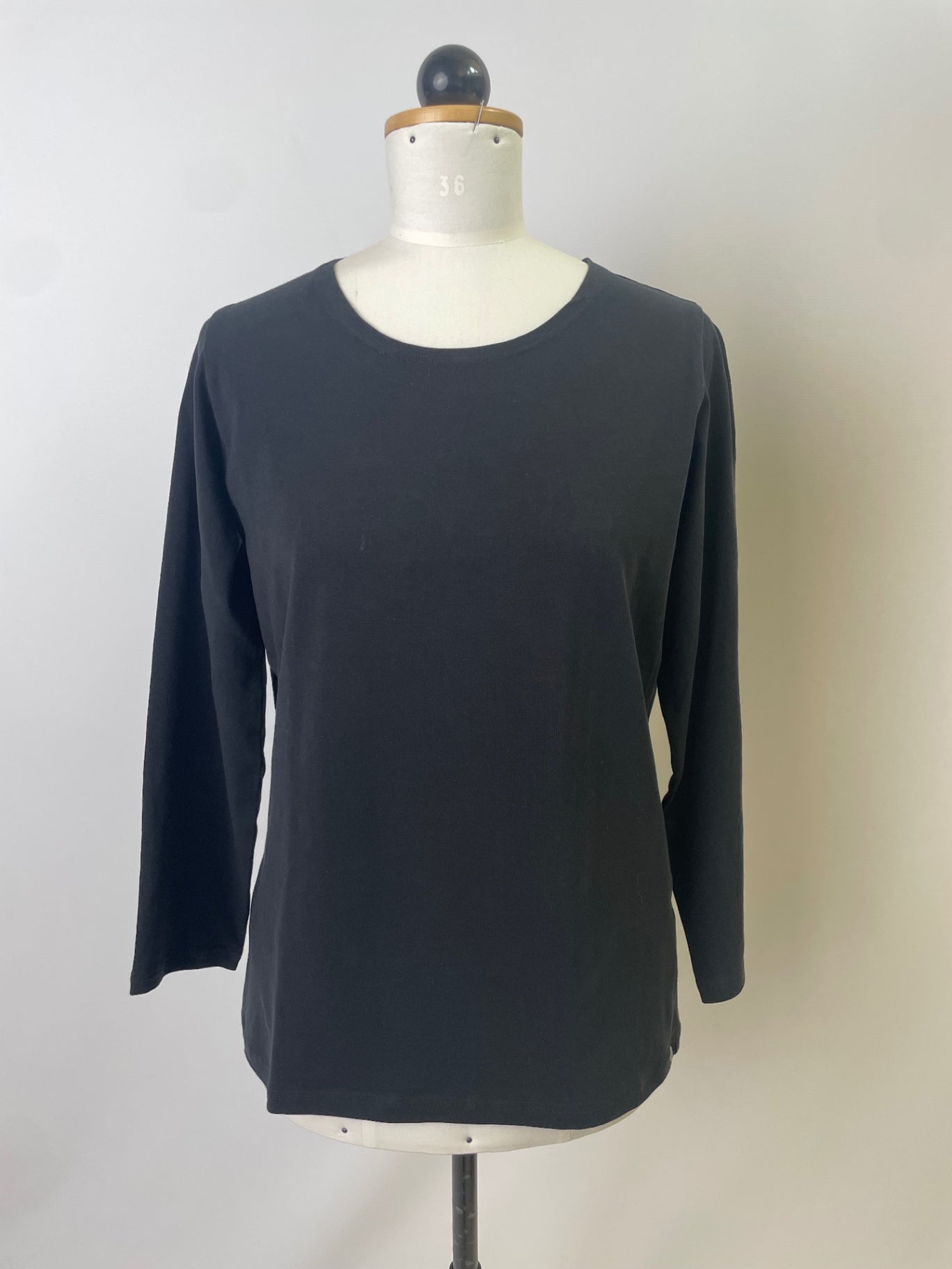 Bina | langärmliges enganliegendes Basicshirt | Jersey schwarz | Größe M | Second Love