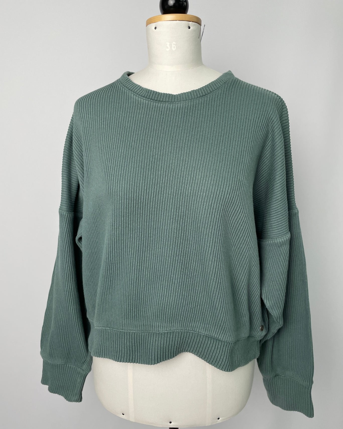 Sophie | Sweater | Bio Baumwoll-Strick salbei | Größe XXS | Second Love