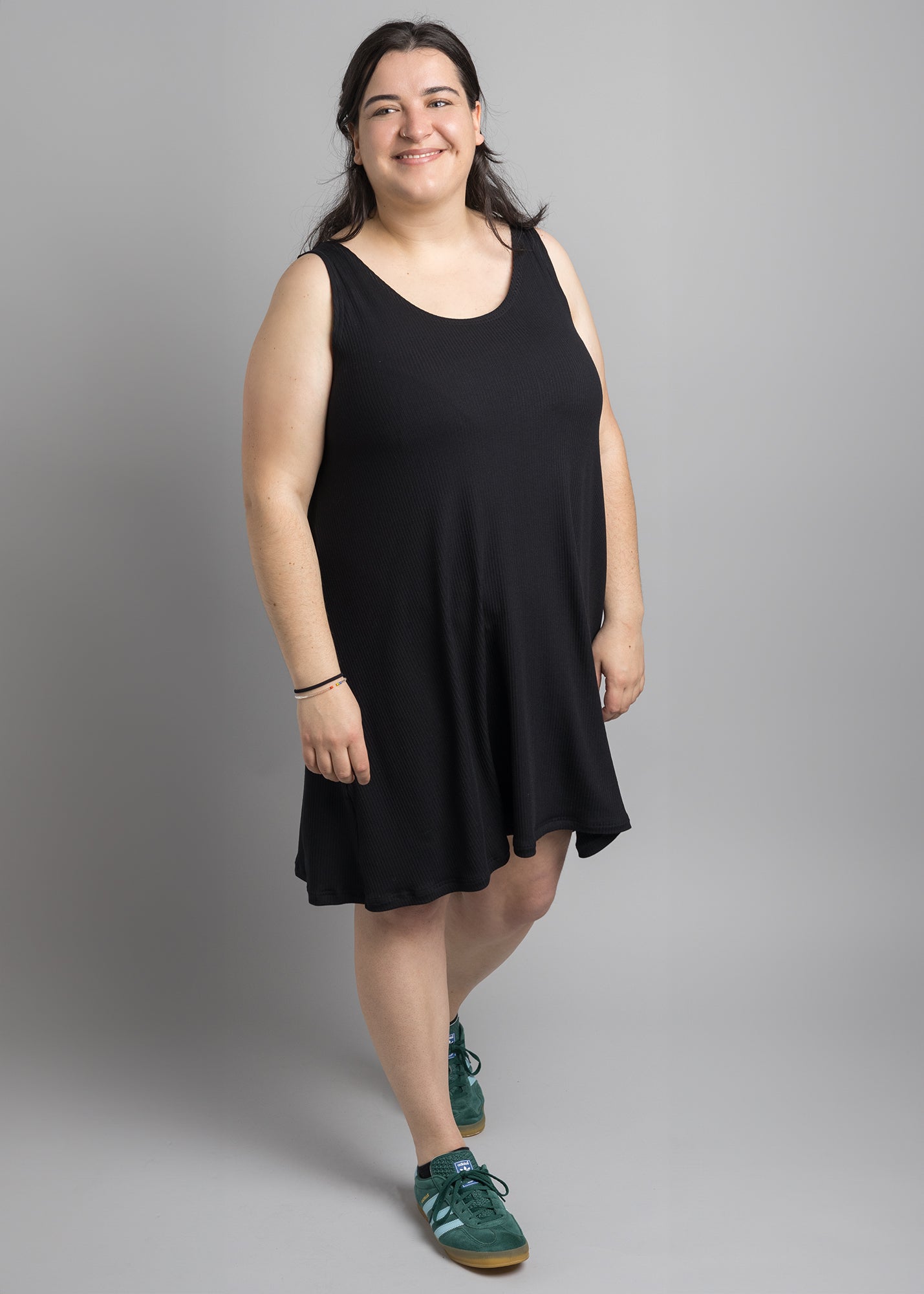 Flores trägt auf dem Foto 'Adam' Größe XXXL, Rippjersey schwarz