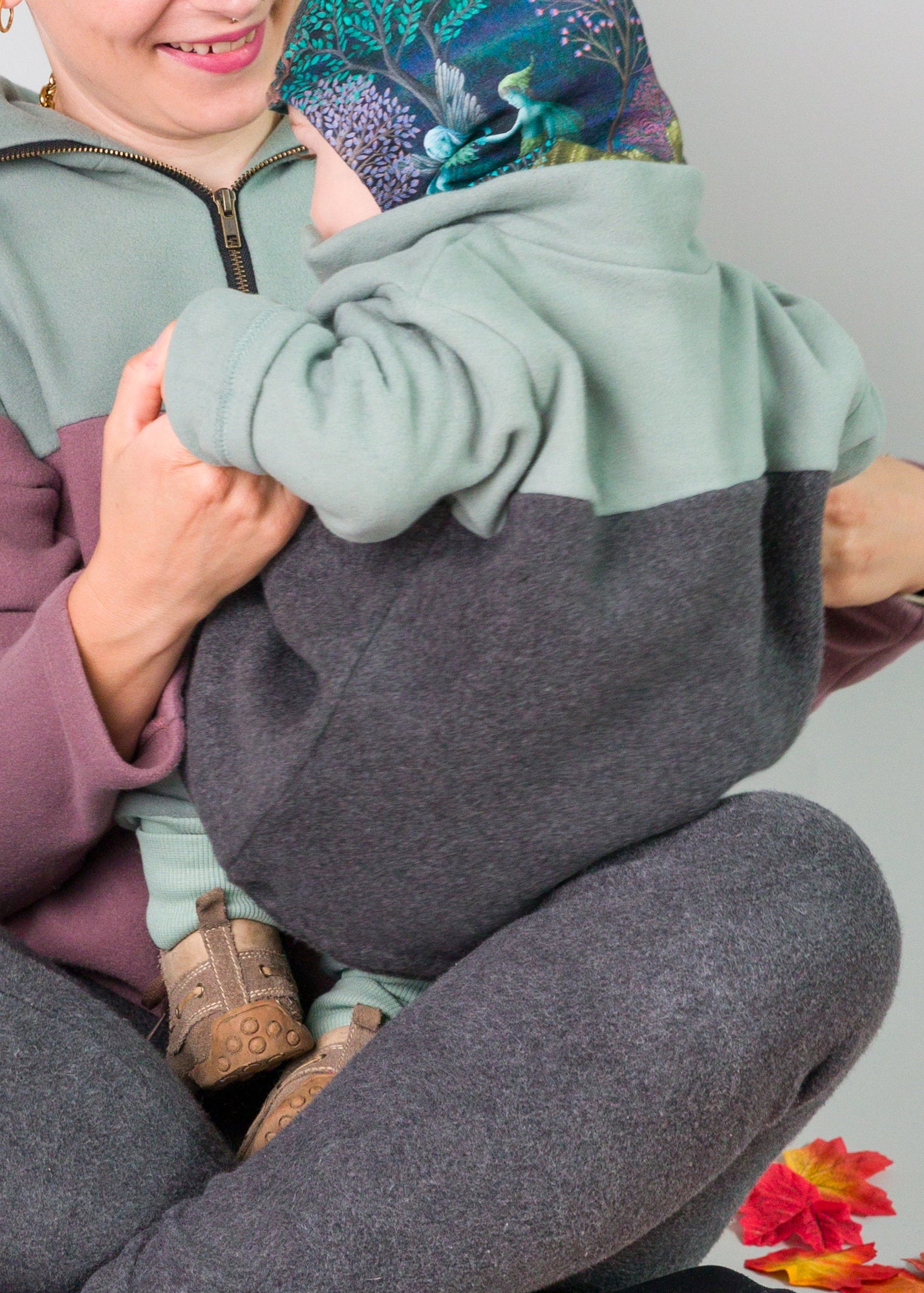 Mads ist auf dem Foto 13 Monate alt und trägt Größe 86/92, Paulchen Fleece