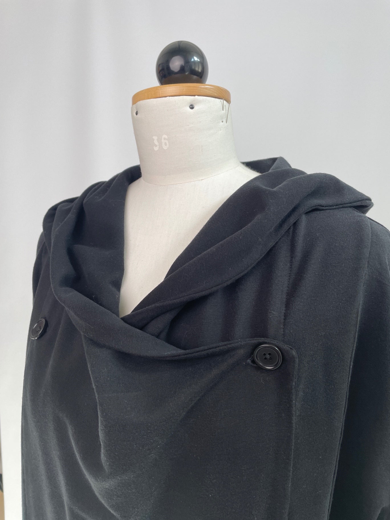 Wickelmantel | Tencelsweat schwarz | Größe M | Second Love