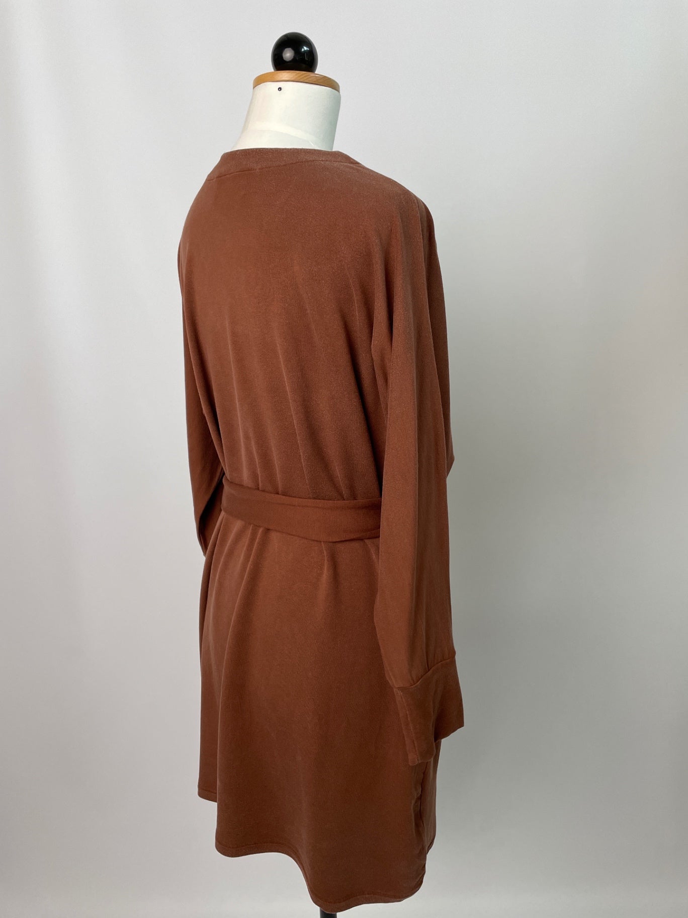 Kumi | langärmliges Kimonokleid | Tencelsweat nuss | Größe XXS | Second Love