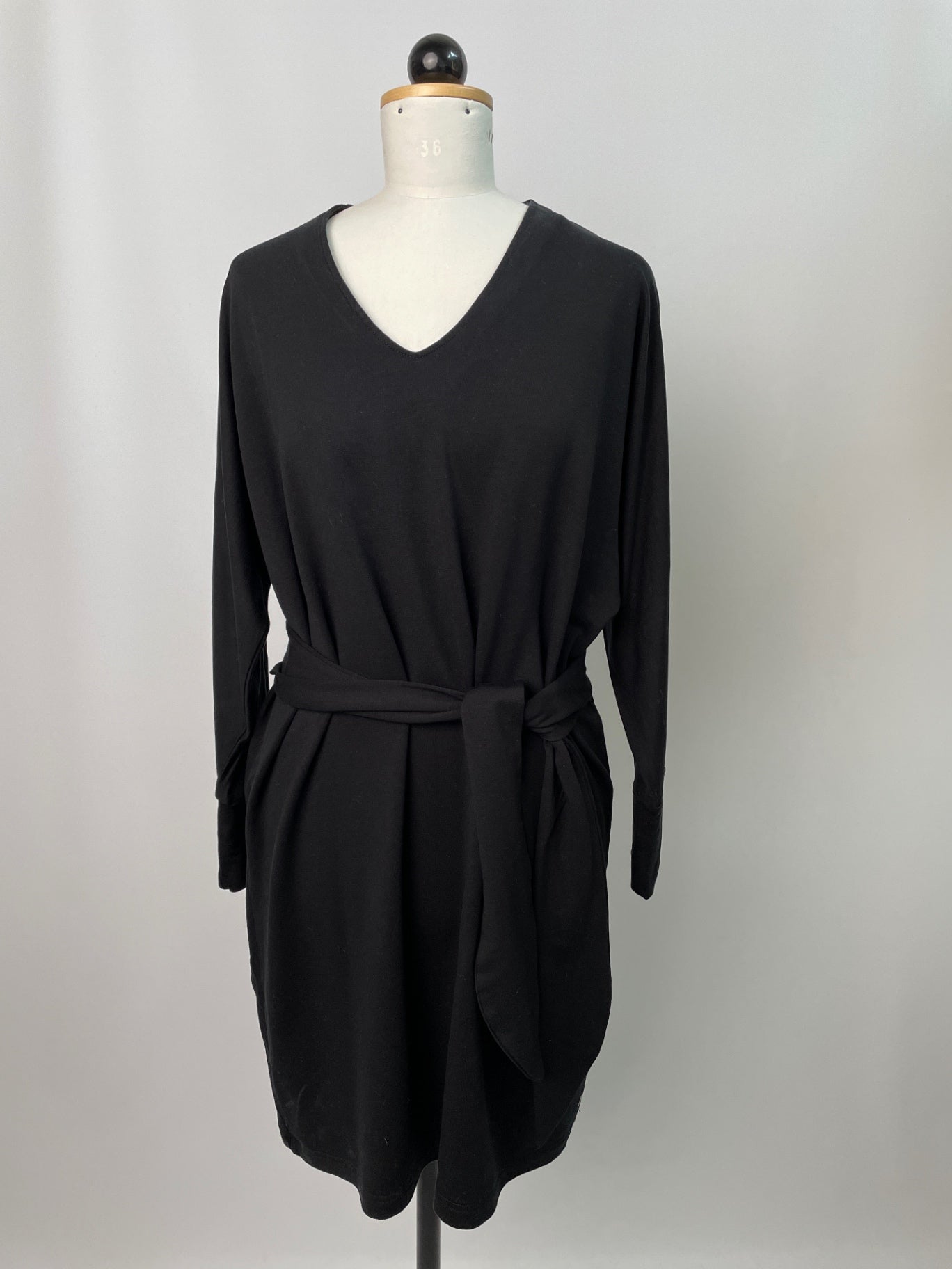 Kumi | langärmliges Kimonokleid | Tencelsweat schwarz | Größe XXS | Second Love