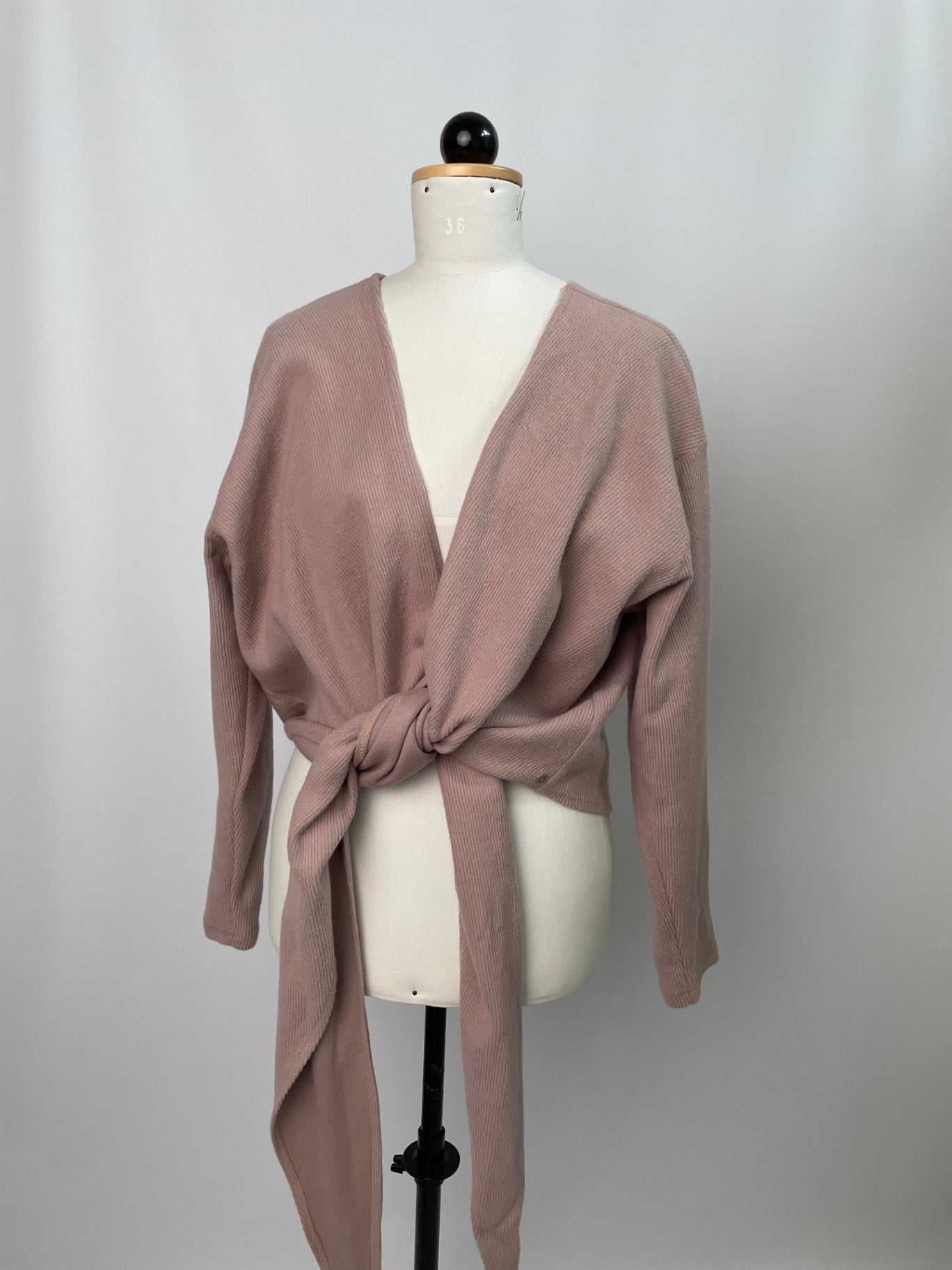 Winja | langärmglige Wickelbluse | Cordsweat Flieder | Größe 1 | Second Love