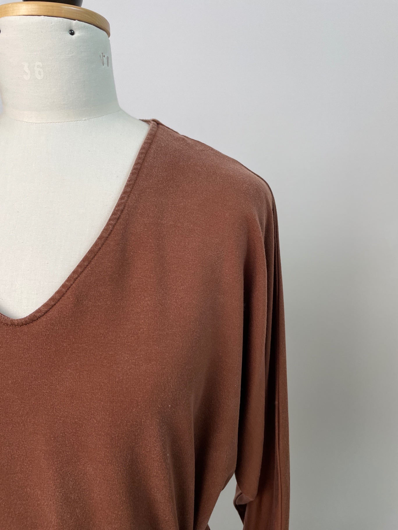 Kumi | langärmliges Kimonokleid | Tencelsweat nuss | Größe XXS | Second Love