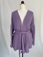 Cora | Langärmliger Cardigan | Bio-Baumwollstrick flieder | Größe: L | Second Love