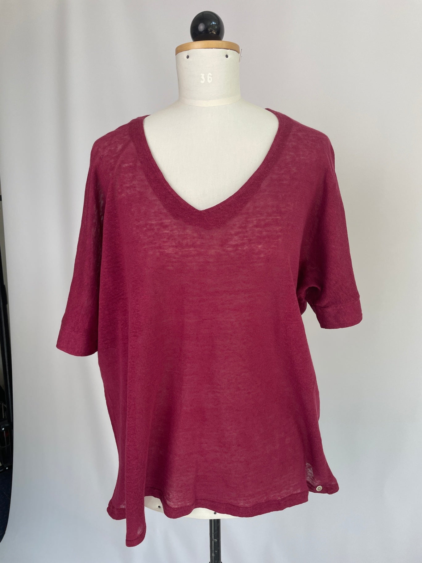 Ophelia | Oberteil mit V-Ausschnitt | Leinenjersey fuchsia | Größe M | Second Love