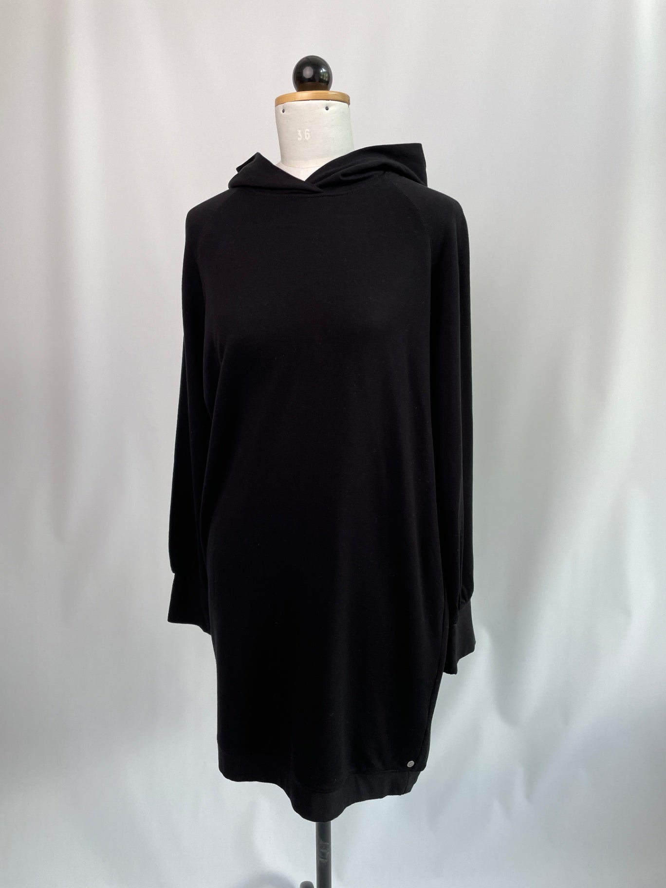 Henriette | Hoodiekleid | Tencelsweat schwarz | Größe S | Second Love