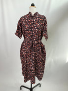 Briana | Kurzärmliges Blusenkleid mit Stehkragen | Musselin Wiesenblumen | Größe M | - 8cm | Second Love