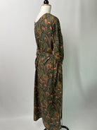 Francis | Kurzärmliges Kleid mit tiefem Ausschnitt | Muster nicht elastisch | Retro Plants | Größe 4XL |  Second Love