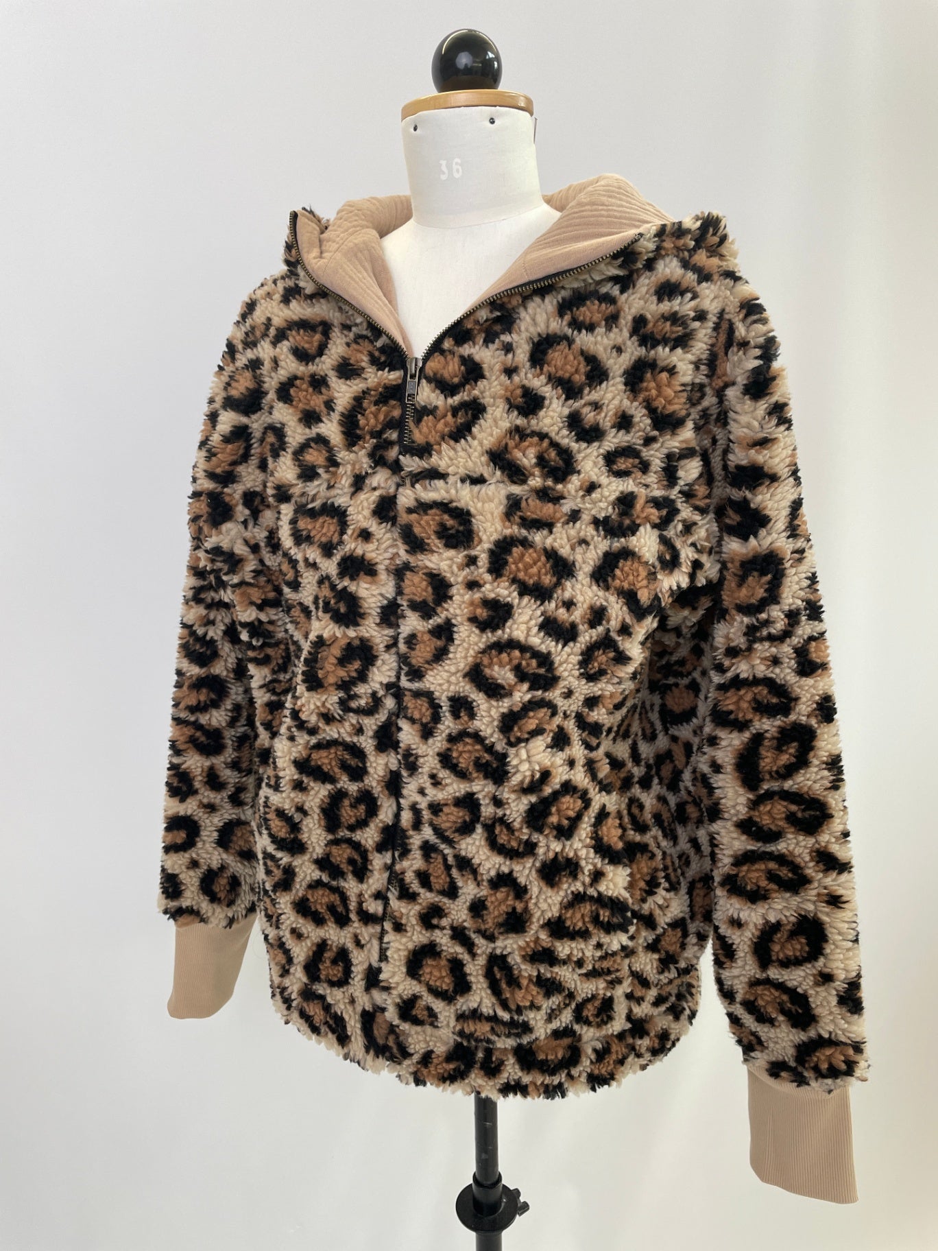 Karl | Kapuzenjacke mit Taschen |  Muster Plüsch Leobertchen | Größe XXS | Sonderbestellung s. Beschr. | Second Love