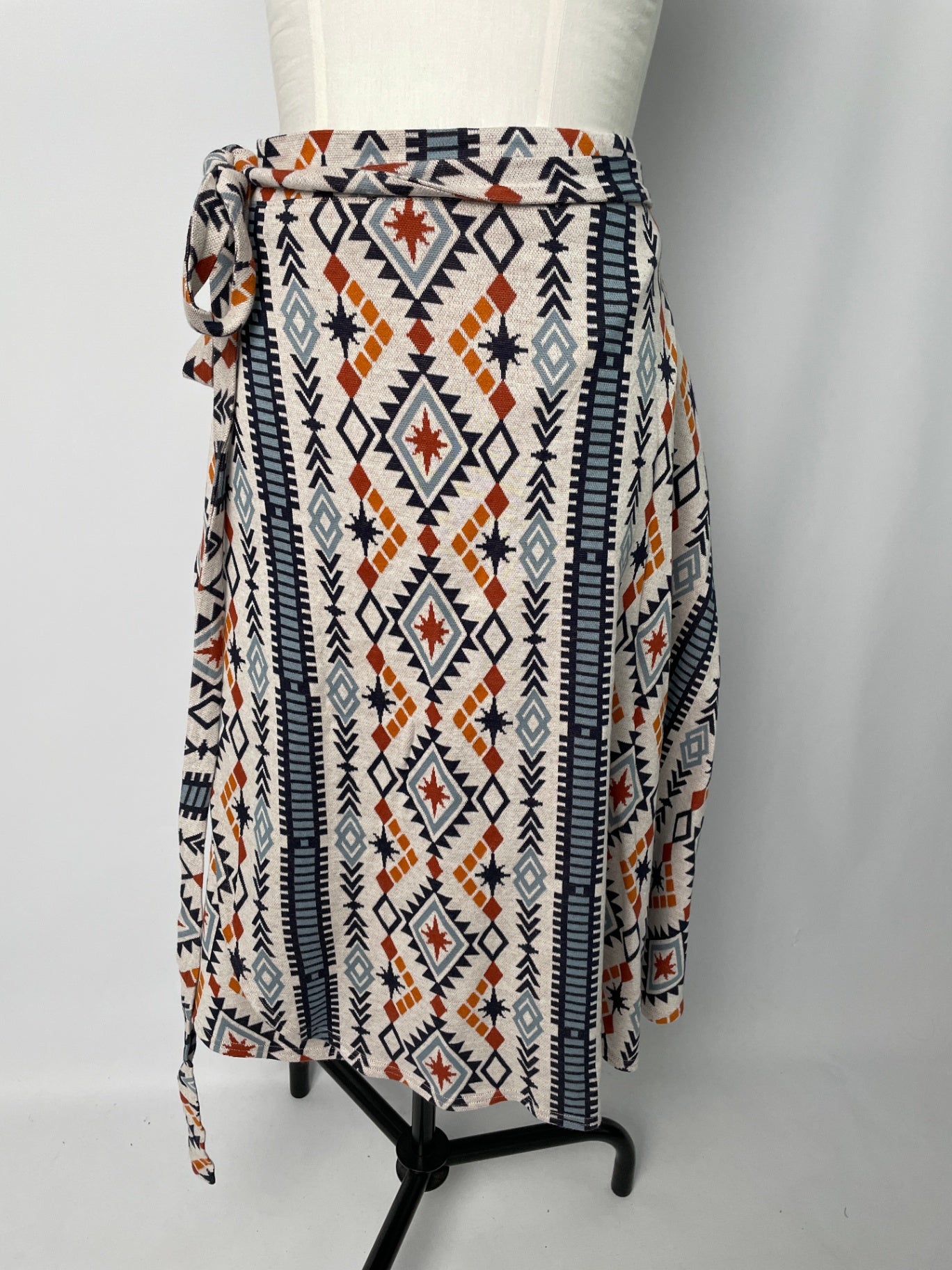 Wanda | Midi-Wickelrock | Jacquard Musterstrick Rauten beige | Größe 4XL | Second Love