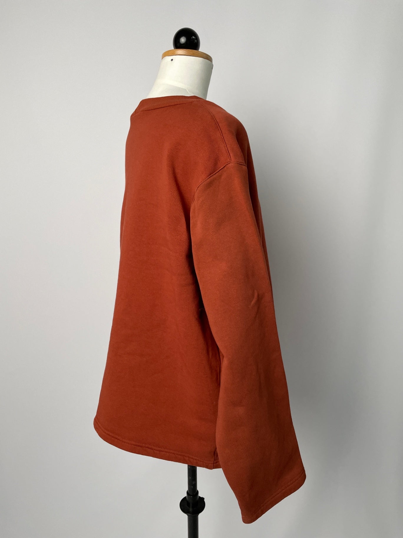 Theo | Lockerer Longsleeve | Sweat rostrot | Größe 4XL | Second Love