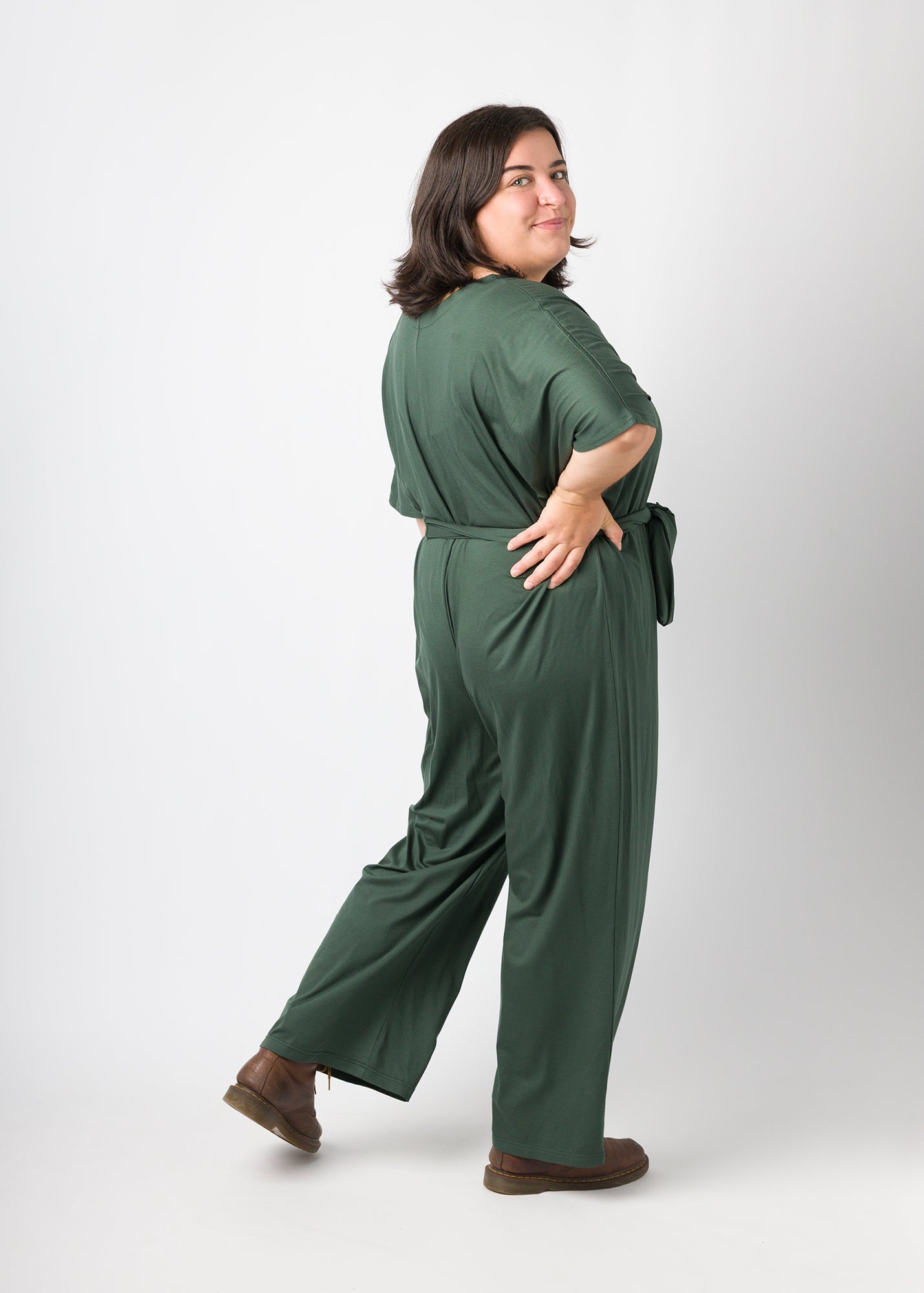 Flores trägt auf dem Foto 'Franz' Größe XXXL, Tenceljersey waldgrün